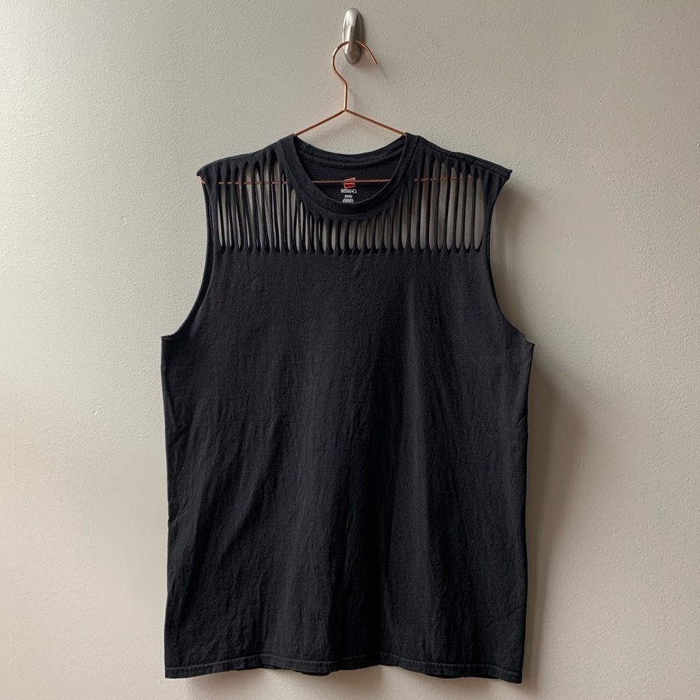 Custom made cut off sleeveless t shirt